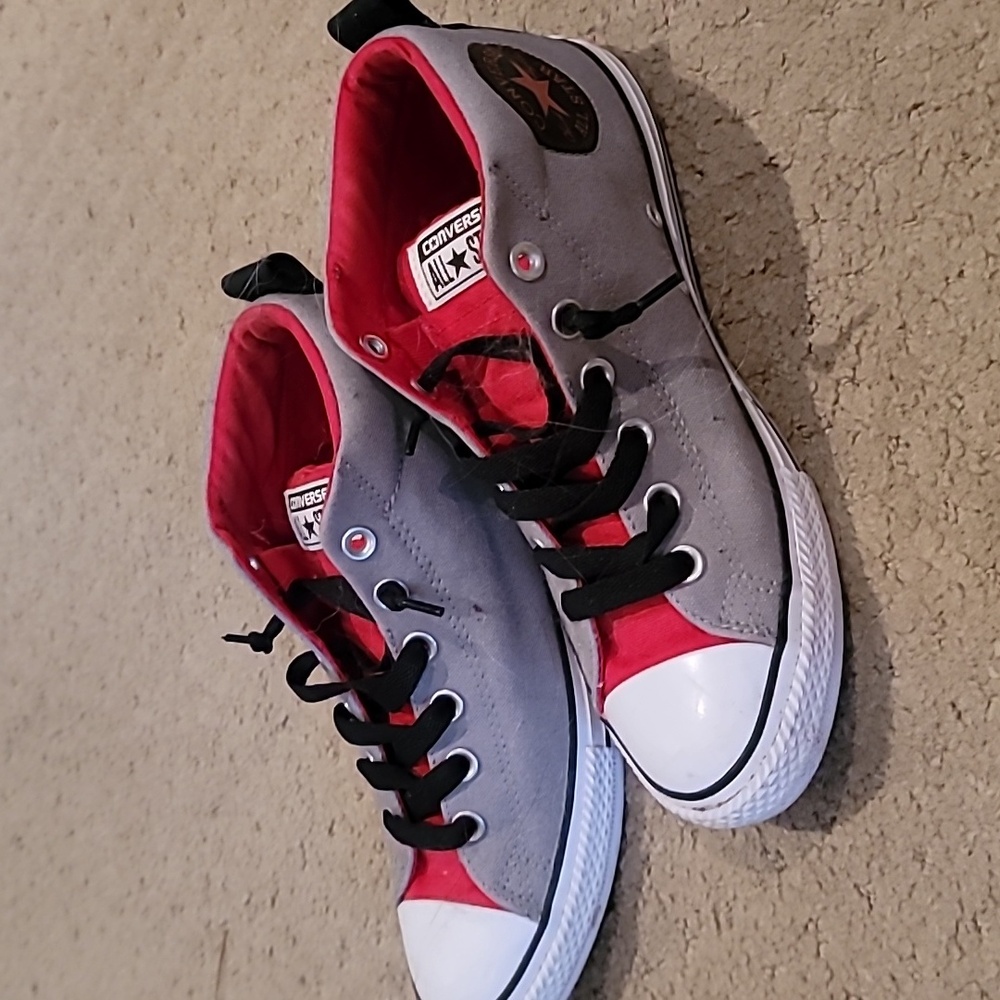 Old school chuck taylor converse, Red and gray, boys size 6